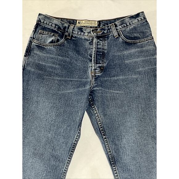 American Eagle Button Fly Straight Leg Jeans Womens 10 Medium Wash Denim USA - Picture 3 of 15